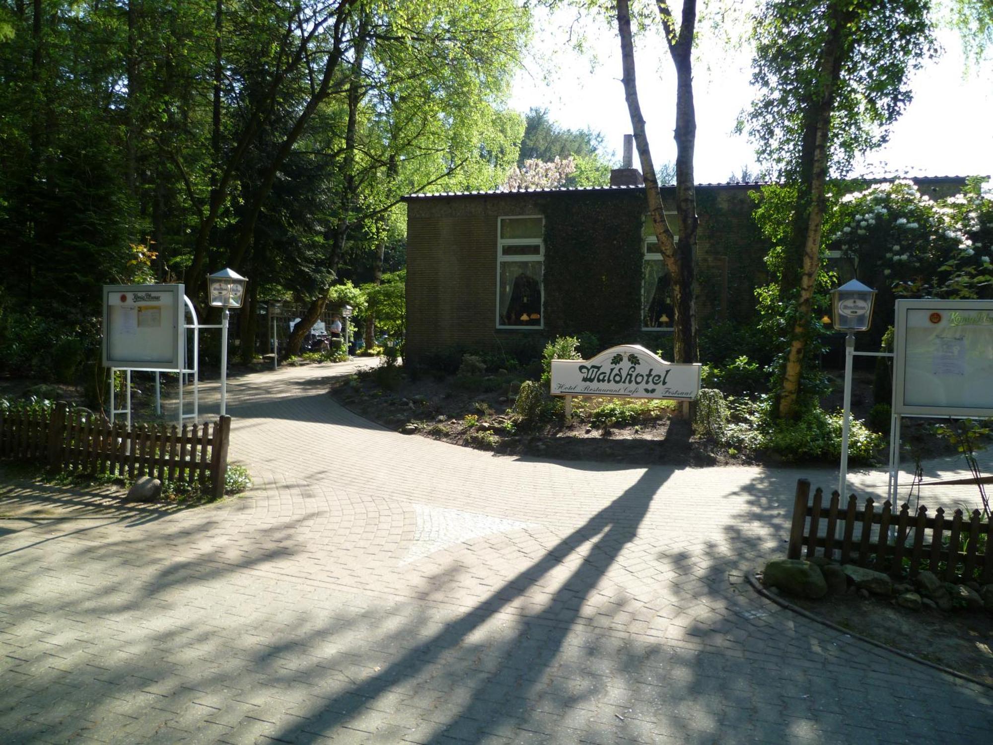 Waldhotel Surwold Bagian luar foto