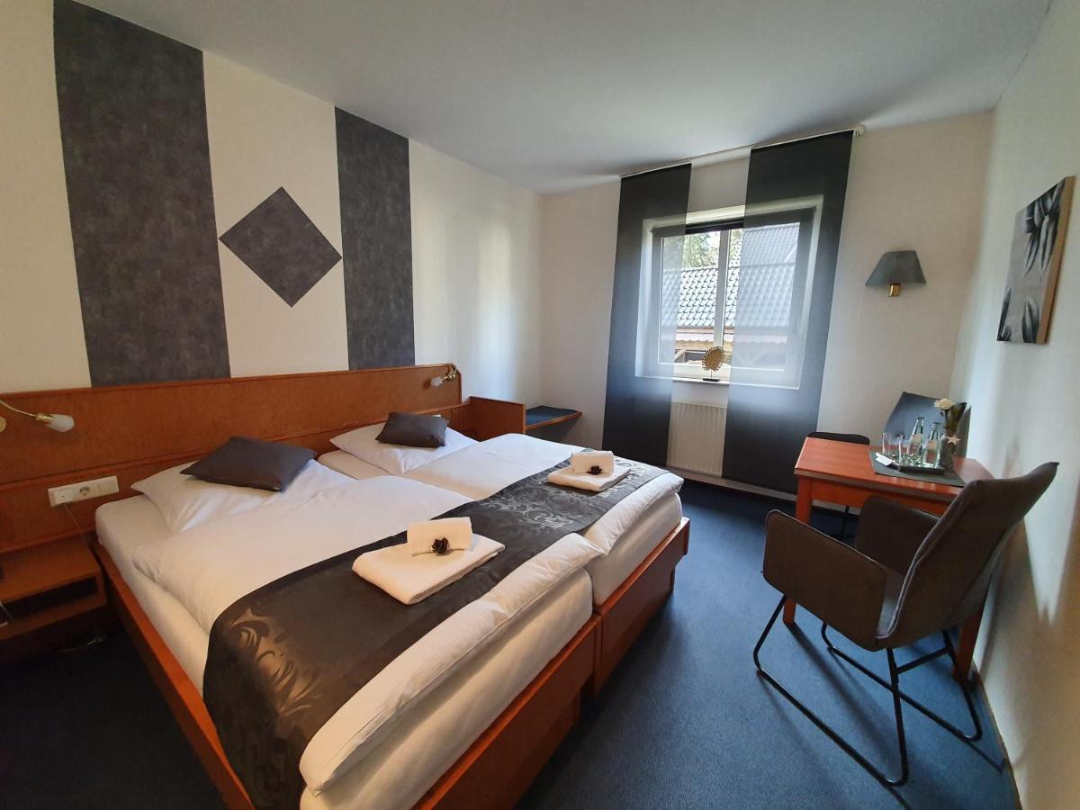 Waldhotel Surwold Bagian luar foto