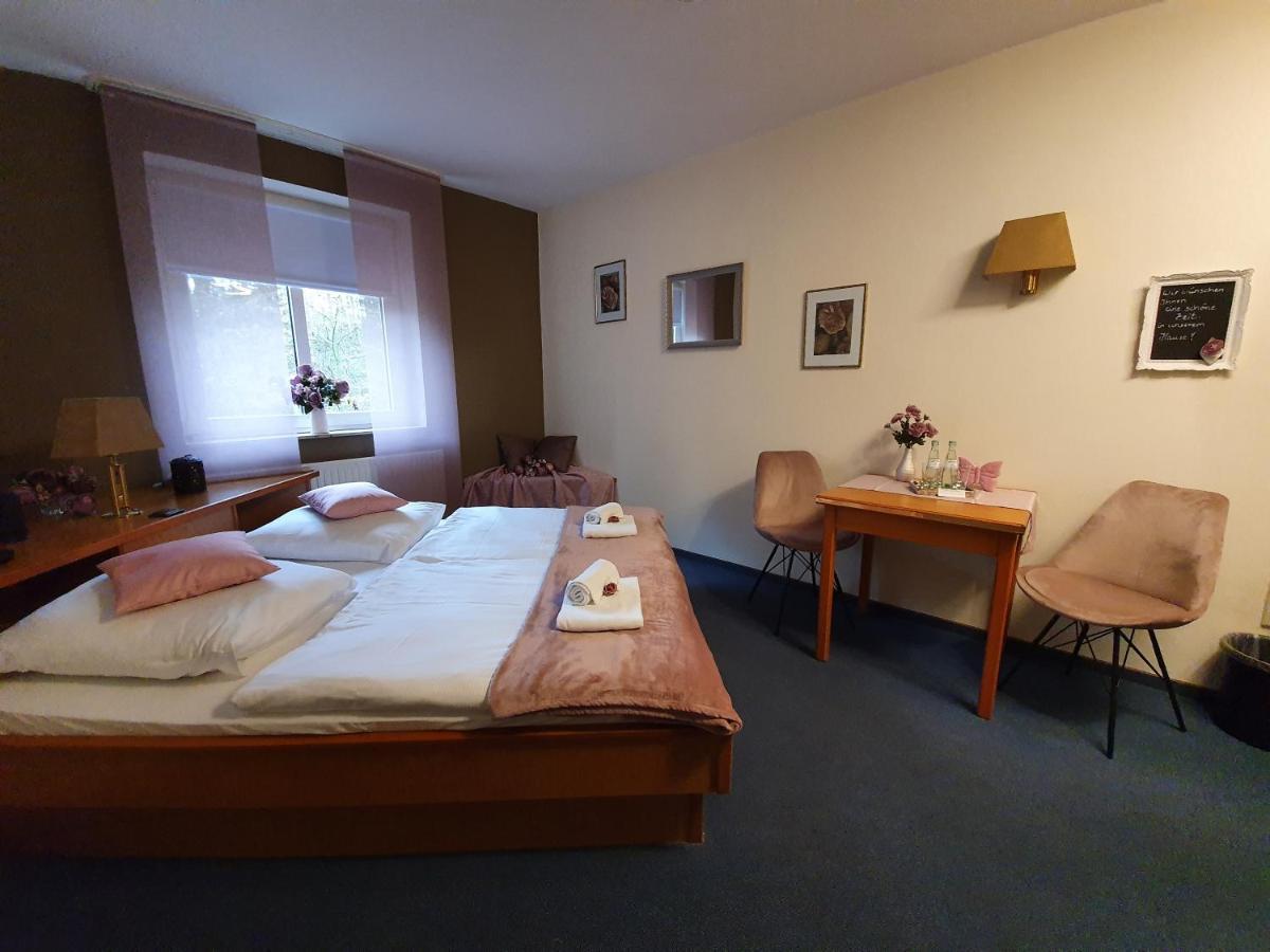 Waldhotel Surwold Bagian luar foto